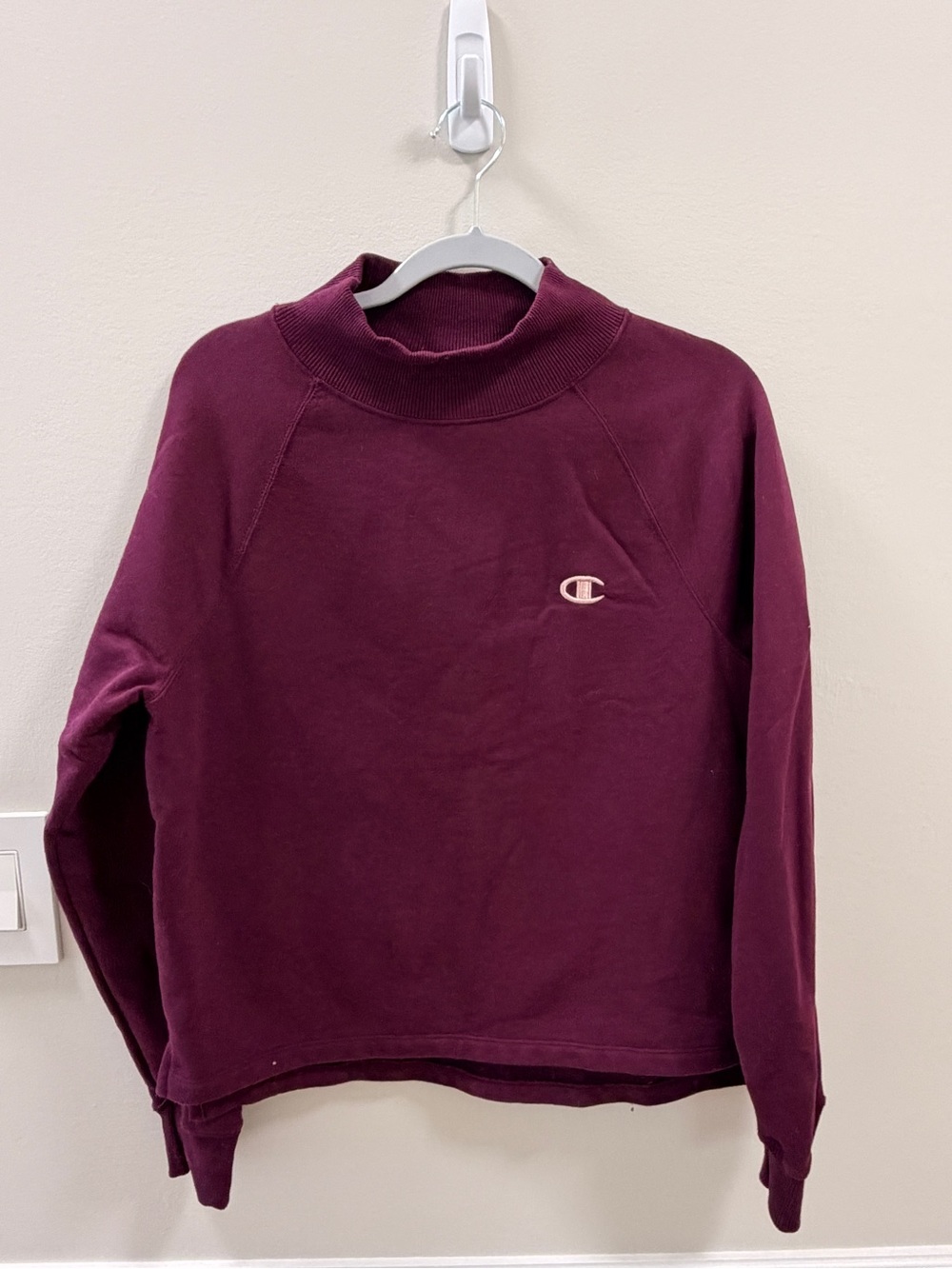 Champion Women's Turtleneck Sweatshirt - Burgundy